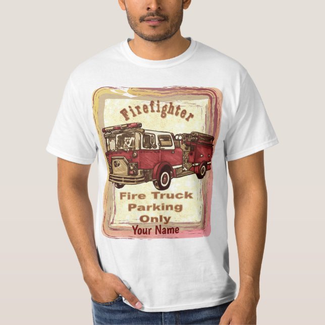Feuerwehrauto Parkplatz Feuerwehrmann T - Shirt (Vorderseite)