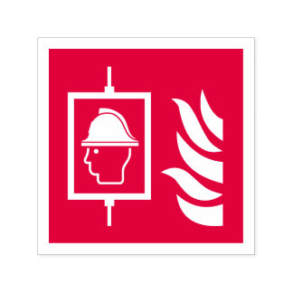 Feuerwehrleute heben Sicherheitszeichen an Permastempel