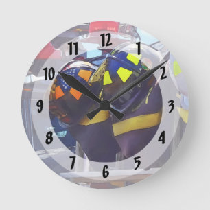 Feuerwehrleute - Helm für Feuerwehrfahrzeuge Runde Wanduhr