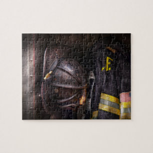Feuerwehrmann - Abgetragen und gebraucht