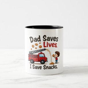 Feuerwehrmann "Dad rettet Leben. Ich rette Snacks. Zweifarbige Tasse