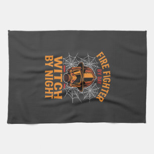 Feuerwehrmann Halloween Hexen Nacht Design Geschirrtuch