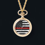 Feuerwehrmann Personalisierte Bewahrung der Red Li Armbanduhr<br><div class="desc">Feiern Sie einen hervorragenden Feuerwehrmann mit dieser Thin Red Line Retirement oder Firefighter Watch - American Flag Design in Firefighter Flag Farben in einem modernen schwarzen und roten Design und zeigen Sie Ihre Wertschätzung. Ideal für Feuerwehrauszeichnungen und Feuerwehrleute-Ruhestandsgeschenke und Feuerwehrleute. Personalisieren Sie diese Feuerwehr Ruhestandswache mit Namen und , Jahre...</div>