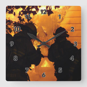 Feuerwehrmann-Team Quadratische Wanduhr