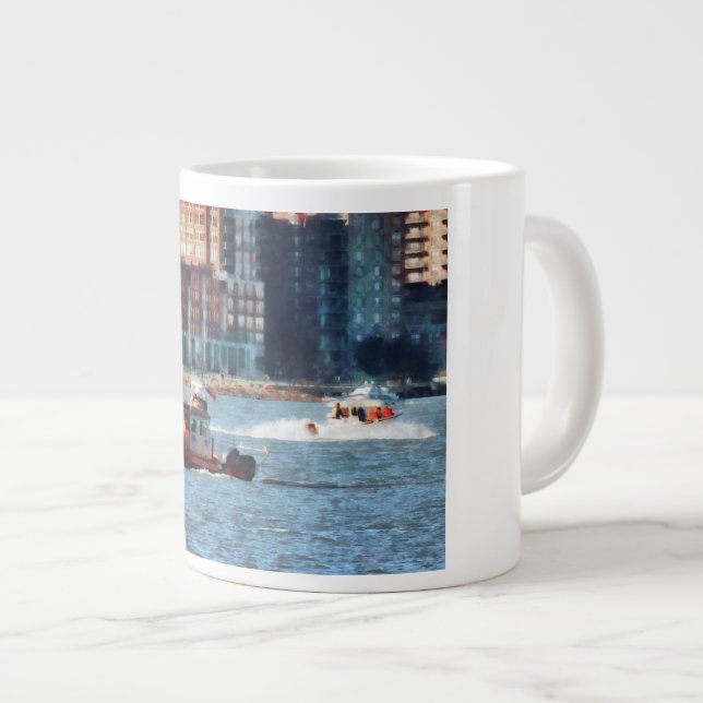 Feuerwehrschiff Hudson River Jumbo-Tasse (Vorderseite Rechts)