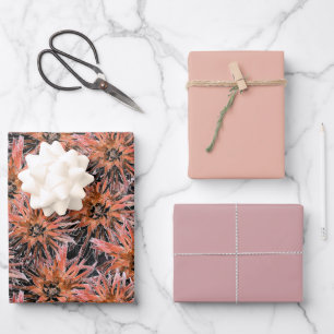 Feuille De Papier Cadeau Aquarelle orangée et marron.