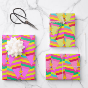 Feuille De Papier Cadeau Arbres de Noël rayés sur rose et vert