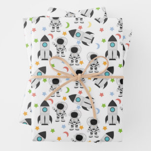 Feuille De Papier Cadeau Astronaut et Motif spatial de fusée