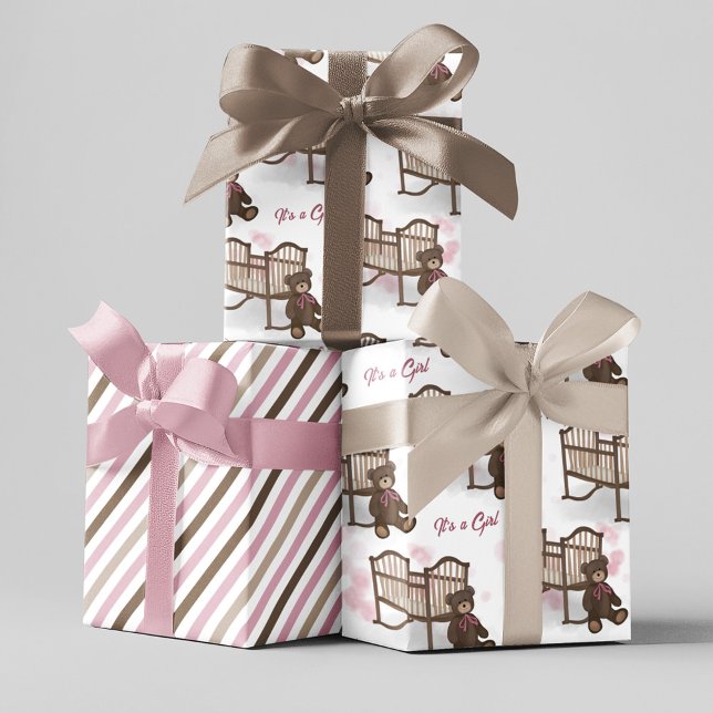 Feuille De Papier Cadeau Baby shower rose C'est une fille Teddy Bear (Pink and brown "it's a girl" wrapping paper. )