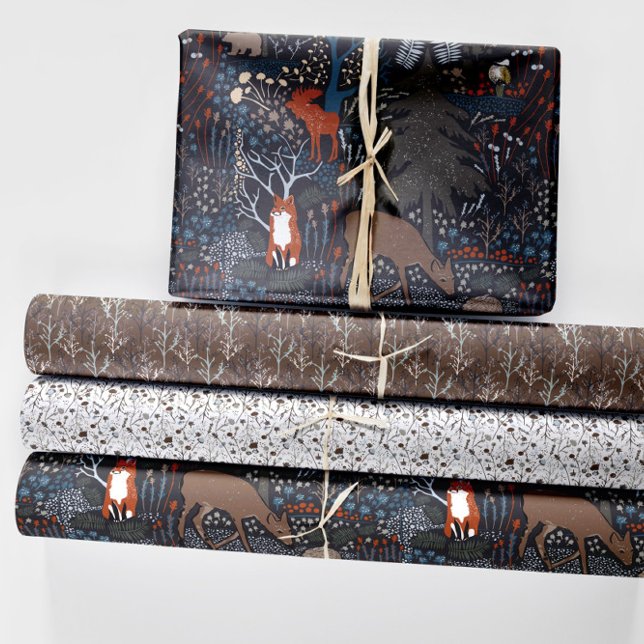 Feuille De Papier Cadeau Bois Animaux Bois d'hiver (Woodland Animals Winter Woods Wrapping Paper Sheets from Jenn Steffen Art for Jenn's Emporium.)