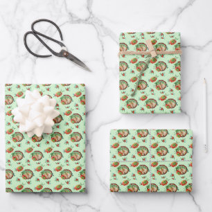 Feuille De Papier Cadeau Branches de pin scié bébé houx