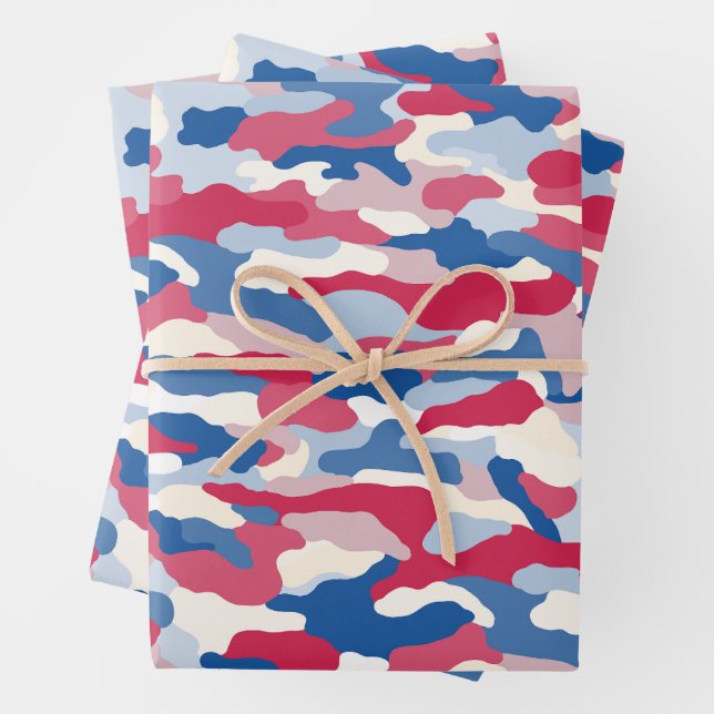 Feuille De Papier Cadeau Camouflage rouge blanc et bleu (En situation)