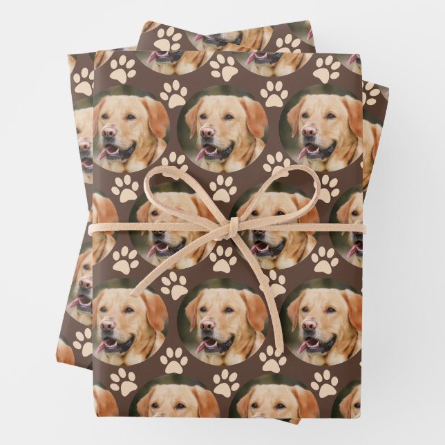Feuille De Papier Cadeau Chien Motif photo pour animal domestique personnal (En situation)