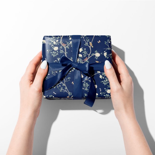 Feuille De Papier Cadeau Chinoiserie Camellia Garden Brise Bleue (camellia garden chinoiserie wrapping paper navy blue
)