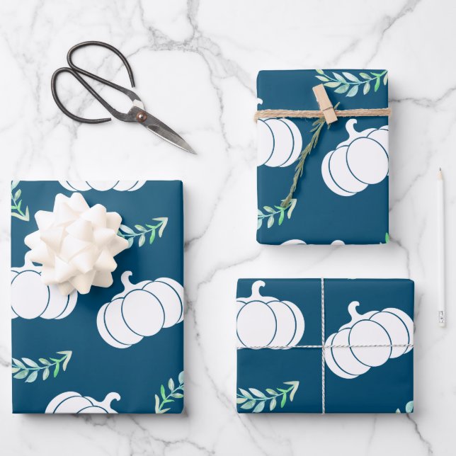 Feuille De Papier Cadeau Citrouilles blancs et lauriers verts (Recto)