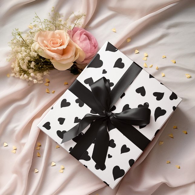 Feuille De Papier Cadeau Coeurs de la Saint Valentin - noir et blanc (Créateur téléchargé)