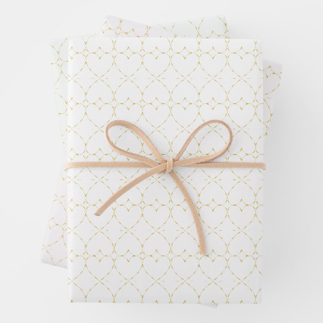 Feuille De Papier Cadeau Coeurs dorés du diamant (En situation)