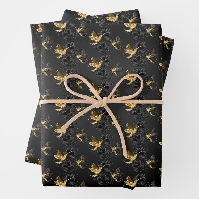 Feuille De Papier Cadeau Colibri noir et or (En situation)