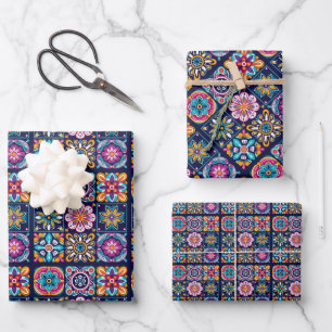 Feuille De Papier Cadeau Conception de carreaux de mosaïque colorés avec de
