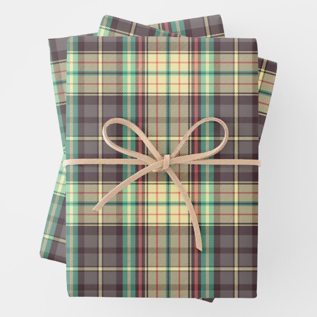 Feuille De Papier Cadeau Conception de plaid classique (En situation)
