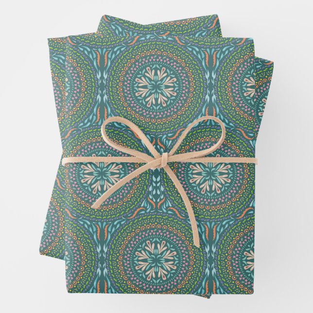 Feuille De Papier Cadeau Conception verte Mandala (En situation)