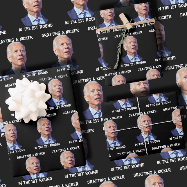 Feuille De Papier Cadeau Confus Joe Biden Imaginaire Football Loser Rédacti (Créateur téléchargé)