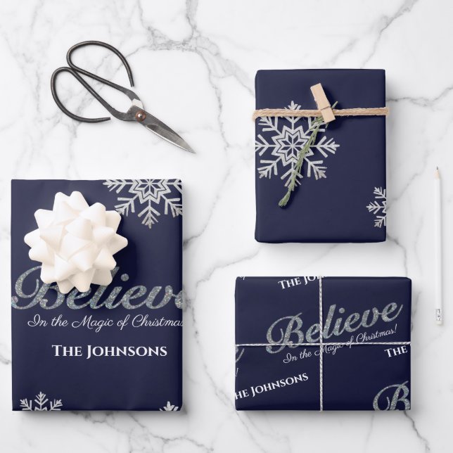 Feuille De Papier Cadeau Croire à la magie de Noël | Bleu Marine (Recto)