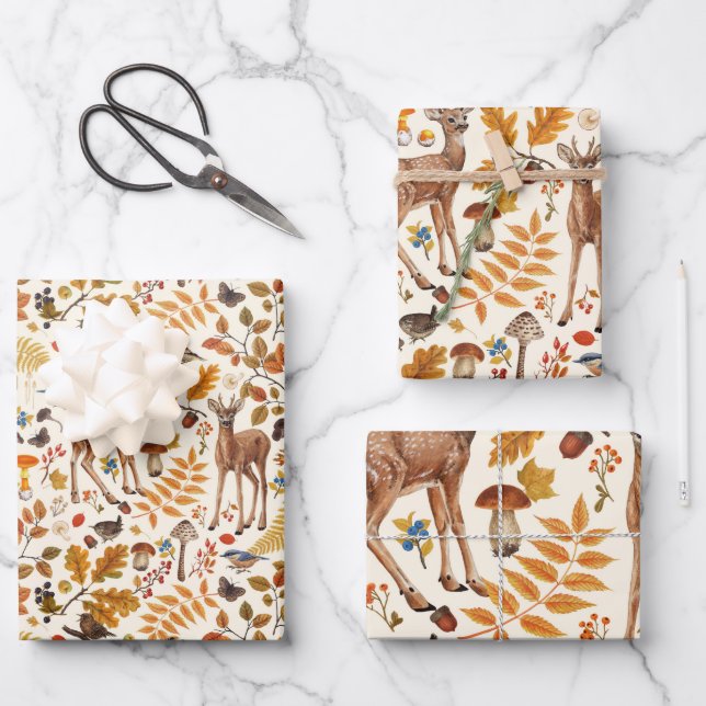 Feuille De Papier Cadeau Dans les bois / Cerf d'automne sur le blanc (Recto)