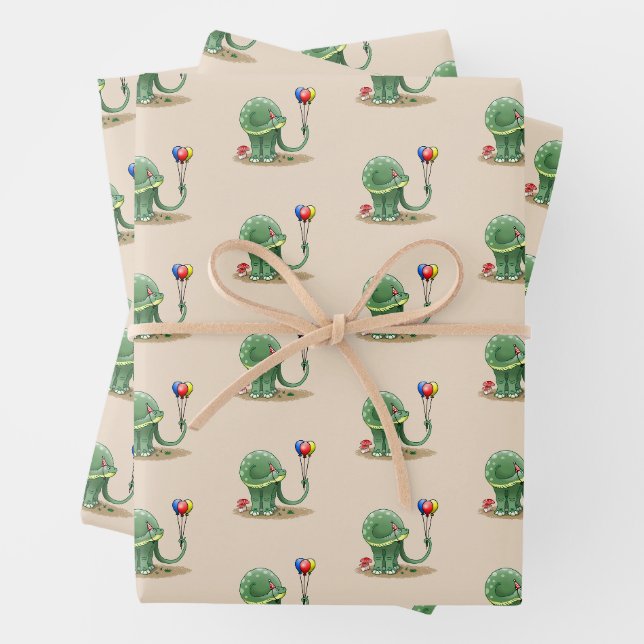 Feuille De Papier Cadeau Dinosaure tenant Ballons Anniversaire (En situation)