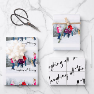 Feuille De Papier Cadeau Drôle rire tout le long de la famille Photo