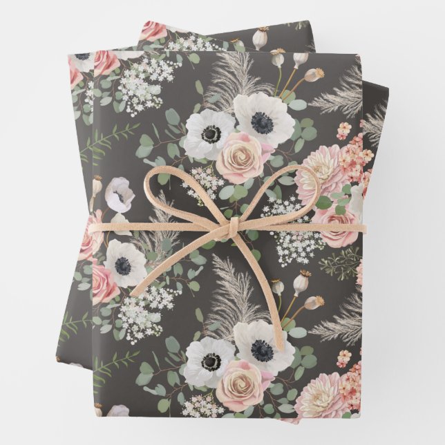 Feuille De Papier Cadeau Elégant bouquet Eucalyptus (En situation)