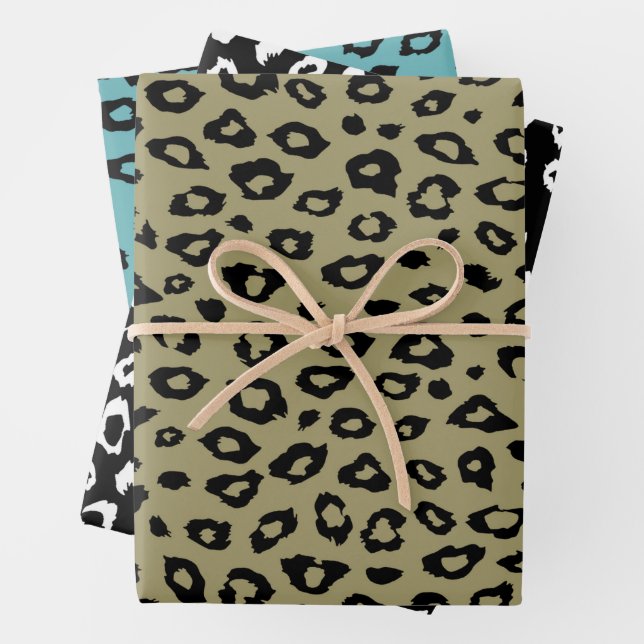 Feuille De Papier Cadeau Empreinte de léopard noir vert olive (En situation)