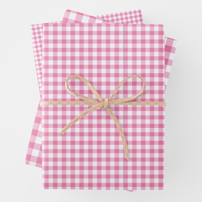 Feuille De Papier Cadeau En vichy classique Fuchsia (En situation)