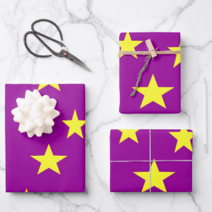Feuille De Papier Cadeau étoiles jaunes sur violet
