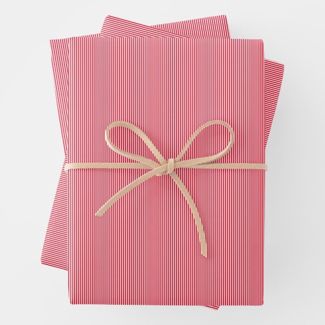 Feuille De Papier Cadeau Fête de Noël simple rouge blanc (En situation)