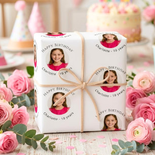 Feuille De Papier Cadeau Fille d'anniversaire en photo