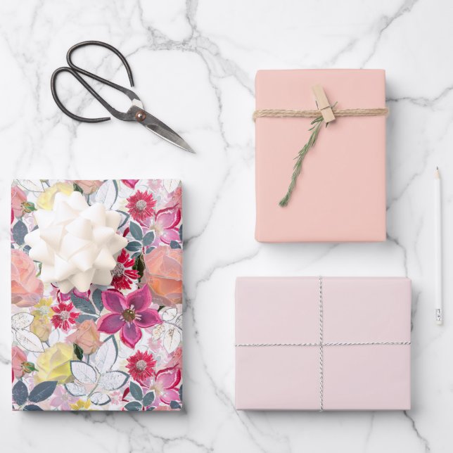 Feuille De Papier Cadeau Fleurs d'aquarelle rose et rouge. (Recto)