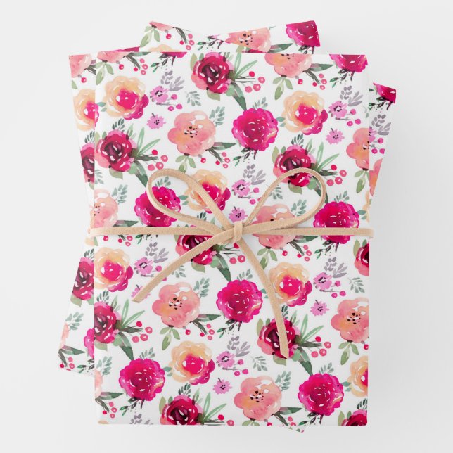 Feuille De Papier Cadeau Fleurs roses aquarelle  (En situation)