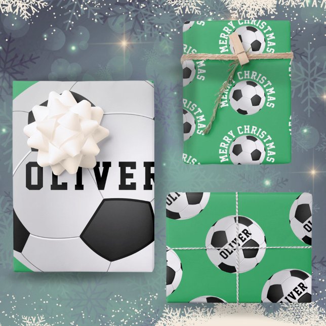 Feuille De Papier Cadeau Football Balls Enfants Nom Vert Noël (Créateur téléchargé)