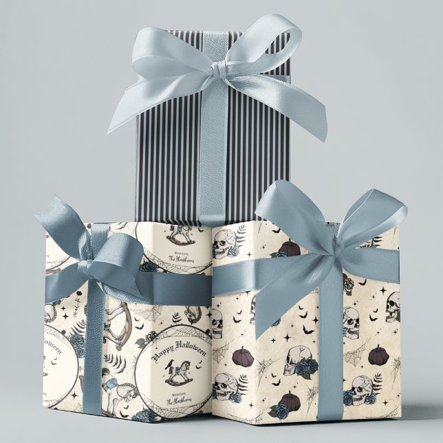 Feuille De Papier Cadeau Gothique Crâne bleu Rose Citrouille garçon Hallowe (Gothic Happy Halloween Gift Wrap in Blue. Spooky Vintage Rocking Horse, Raven, Skulls, Blue Roses...)