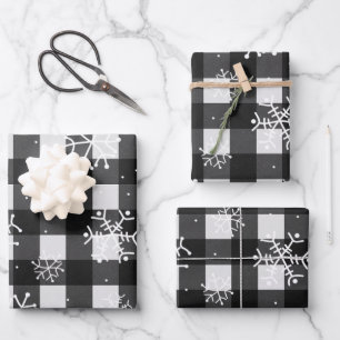 Feuille De Papier Cadeau Le buffle noir et blanc plaint avec des flocons de