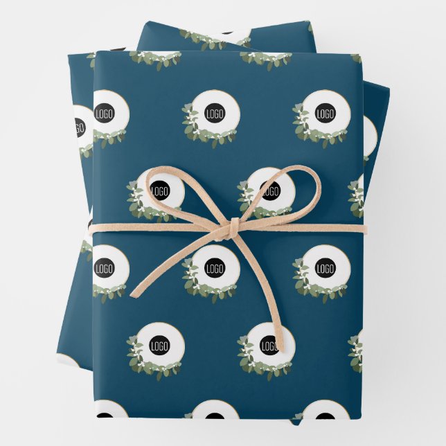 Feuille De Papier Cadeau Logo de l'entreprise Blue Modern Wreath (En situation)