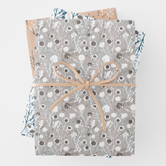 Feuille De Papier Cadeau Modèle floral d'hiver (En situation)