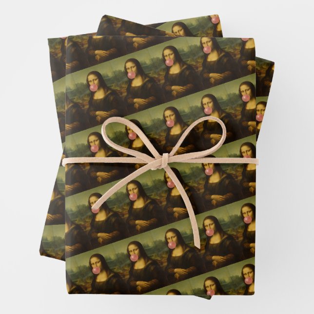 Feuille De Papier Cadeau Mona Lisa soufflant de bulle rose (En situation)