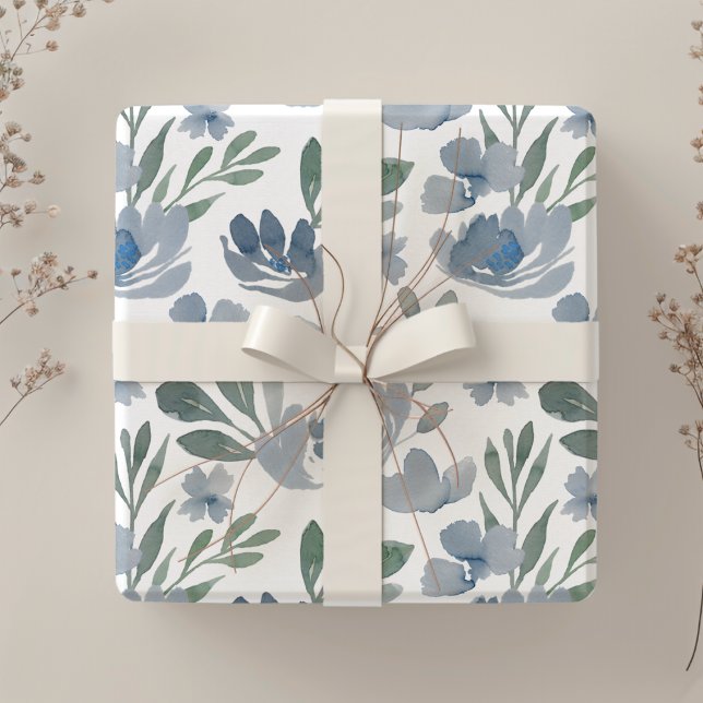 Feuille De Papier Cadeau Motif aquarelle floral bleu poussiéreux rustique  (Créateur téléchargé)