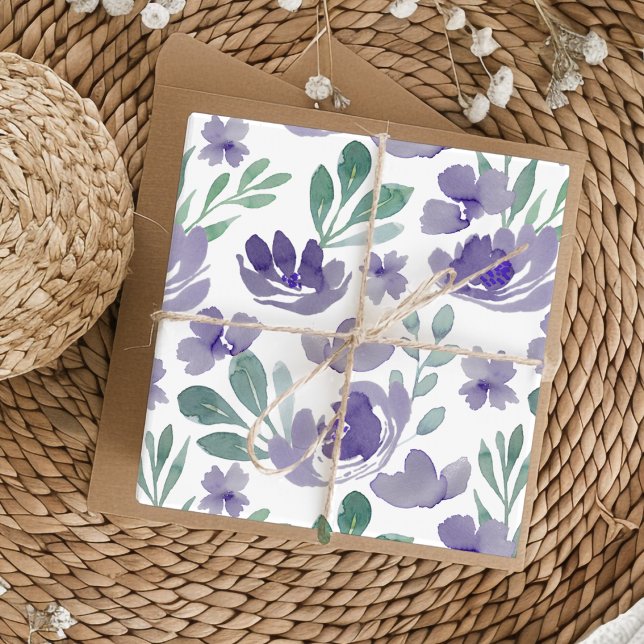Feuille De Papier Cadeau Motif aquarelle floral et feuillage violet chic (Créateur téléchargé)