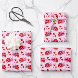 Feuille De Papier Cadeau Motif Coccinelles Roses