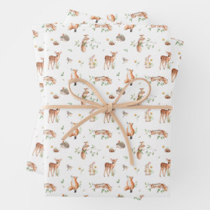 Feuille De Papier Cadeau Motif d'amis animaux de bois mignon