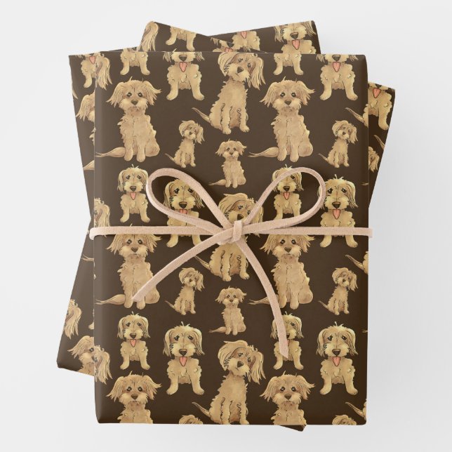 Feuille De Papier Cadeau Motif de chien Brown labradoodle doré (En situation)