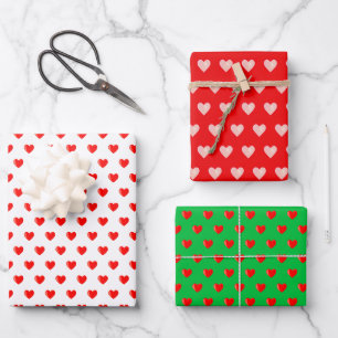 Feuille De Papier Cadeau Motif de cœur rouge et rose sur fond vert, rouge e